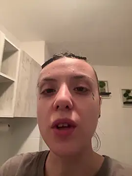 bunnythetailor online show from 28, 1, 2025