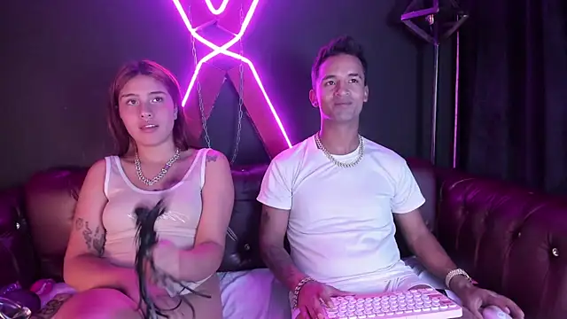 Nikki and Mayk online show from 7, 3, 2025