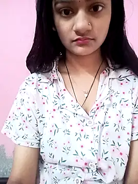 Snapshot of Tanu-00 chatting on 3, 11, 2025 Tanu-00 online show from 3, 11, 2025