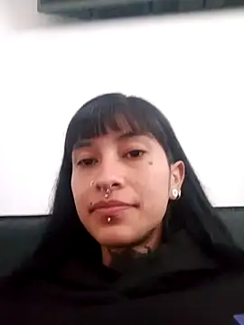 esmeralda06 online show from 4, 12, 2025