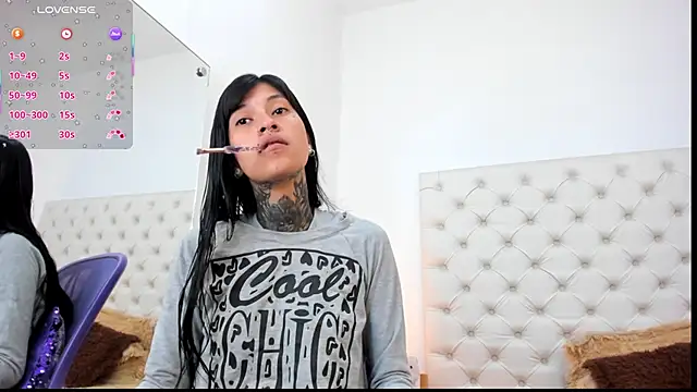 esmeralda06 online show from 12, 4, 2026