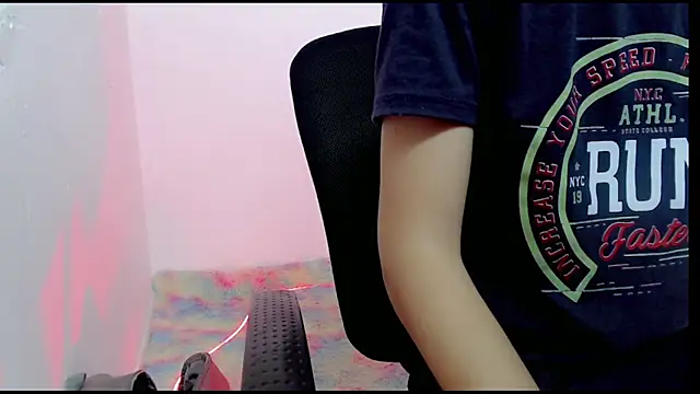 Snapshot of Alexxx_lov chatting on 21, 2, 2025 Alexxx lov online show from 21, 2, 2025