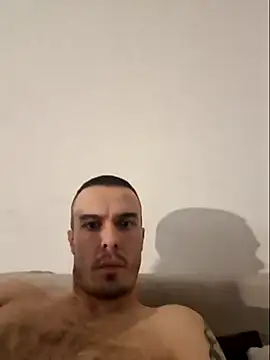 Snapshot of tucacbg chatting on 2, 2, 2025 tucacbg online show from 2, 2, 2025