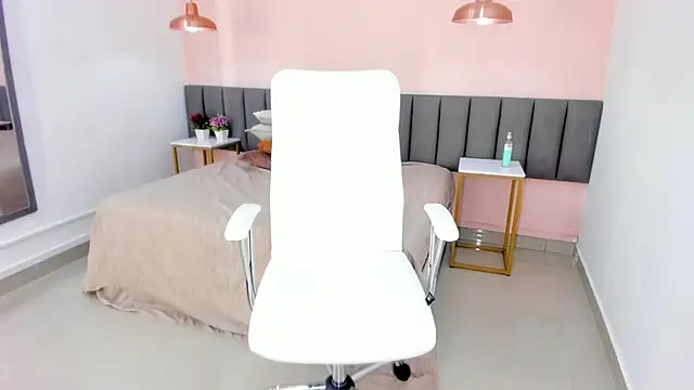 Dakkota Fox online show from 13, 2, 2025