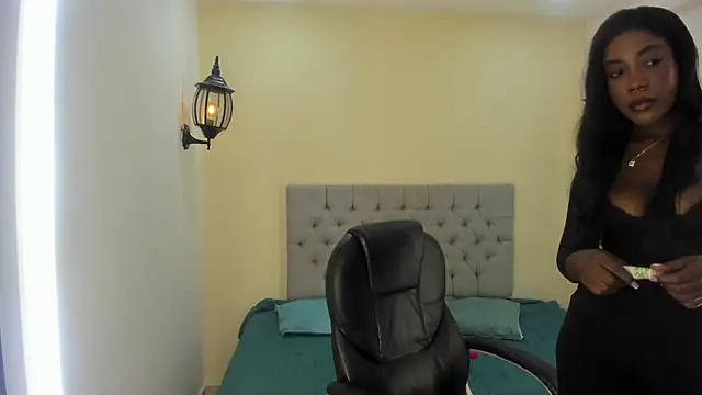 Dakkota Fox online show from 5, 10, 2025