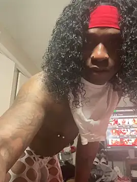 Leeleethafreakk online show from 6, 3, 2026