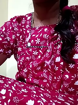 Snapshot of TeluguammayiMahi chatting on 10, 5, 2026 TeluguammayiMahi online show from 10, 5, 2026