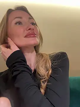 Snapshot of Sweet_Pussy2024 chatting on 15, 2, 2025 Sweet Pussy2024 online show from 15, 2, 2025