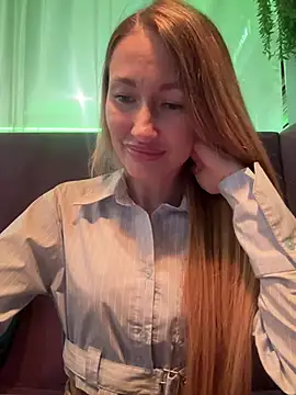 Snapshot of Sweet_Pussy2024 chatting on 3, 3, 2025 Sweet Pussy2024 online show from 3, 3, 2025