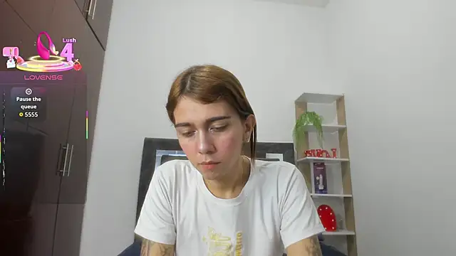 Nicol TransGirl online show from 12, 4, 2026