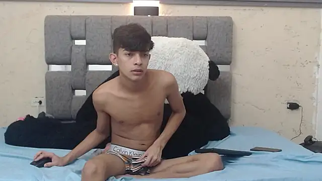 KING STYLE2 online show from 2, 2, 2025