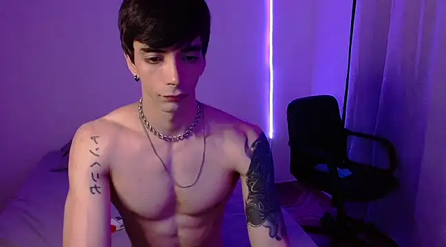 H3ll B0I online show from 28, 1, 2025