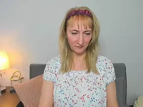 Snapshot of MargaretMilf69 chatting on 7, 3, 2025 MargaretMilf69 online show from 7, 3, 2025
