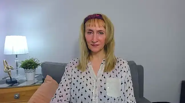 Snapshot of MargaretMilf69 chatting on 10, 3, 2025 MargaretMilf69 online show from 10, 3, 2025