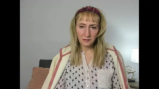 Snapshot of MargaretMilf69 chatting on 20, 3, 2025 MargaretMilf69 online show from 20, 3, 2025