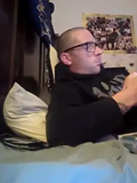 Snapshot of Bmorekj443 chatting on 28, 11, 2025 Bmorekj443 online show from 28, 11, 2025