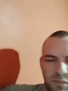 Milankure111 online show from 28, 1, 2025