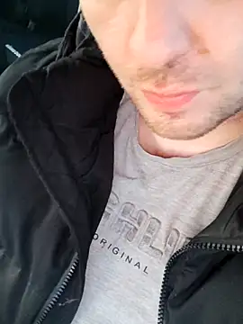 Milankure111 online show from 10, 2, 2025