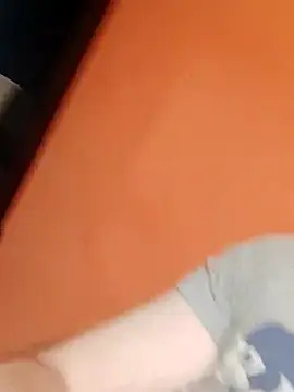 Milankure111 online show from 22, 2, 2025