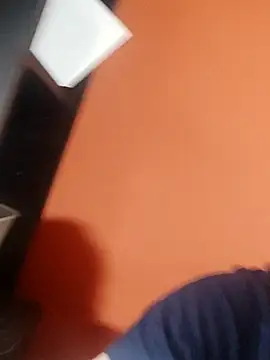 Milankure111 online show from 25, 2, 2025