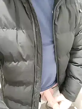 Milankure111 online show from 27, 2, 2025