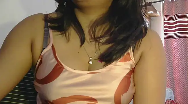 Cutie Pie1p online show from 2, 2, 2025