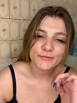 Snapshot of SweetyKatherine chatting on 20, 2, 2025 SweetyKatherine online show from 20, 2, 2025