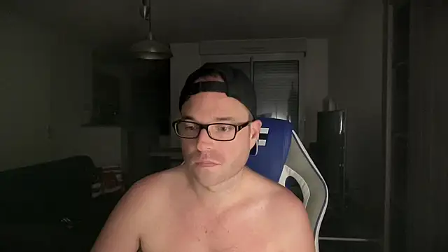 Snapshot of Funnyjul31 chatting on 25, 1, 2025 Funnyjul31 online show from 25, 1, 2025