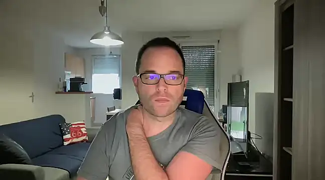 Snapshot of Funnyjul31 chatting on 27, 1, 2025 Funnyjul31 online show from 27, 1, 2025