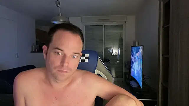 Snapshot of Funnyjul31 chatting on 7, 2, 2025 Funnyjul31 online show from 7, 2, 2025