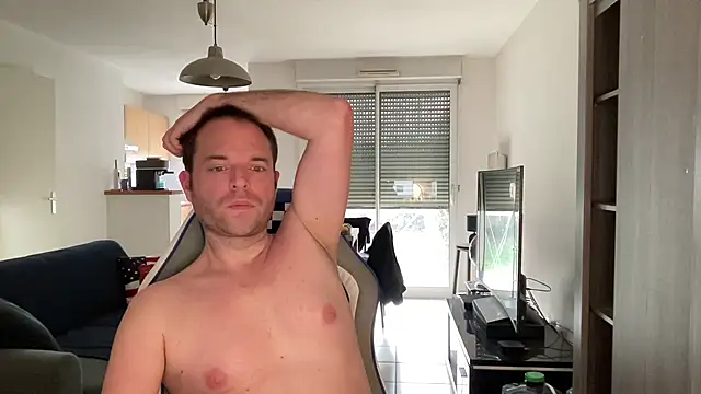 Snapshot of Funnyjul31 chatting on 21, 2, 2025 Funnyjul31 online show from 21, 2, 2025