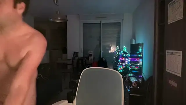 Snapshot of Funnyjul31 chatting on 28, 11, 2025 Funnyjul31 online show from 28, 11, 2025