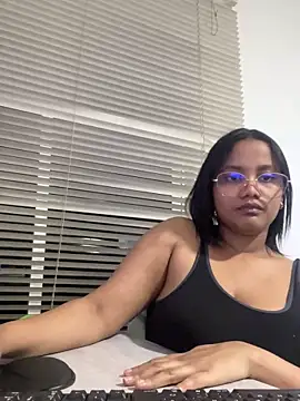 my cam online show from 11, 3, 2025