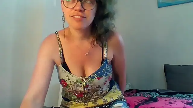 Snapshot of Ju-Hot chatting on 26, 5, 2026 Ju-Hot online show from 26, 5, 2026
