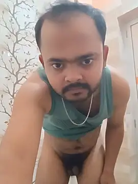 Snapshot of guavam65 chatting on 25, 5, 2026 guavam65 online show from 25, 5, 2026