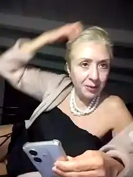 divinaerotica online show from 19, 11, 2025