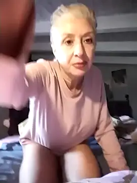 divinaerotica online show from 13, 1, 2026