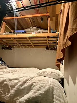 Snapshot of kcmo1010 chatting on 10, 11, 2025 kcmo1010 online show from 10, 11, 2025