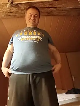 Snapshot of Pourleplasirs chatting on 8, 3, 2025 Pourleplasirs online show from 8, 3, 2025