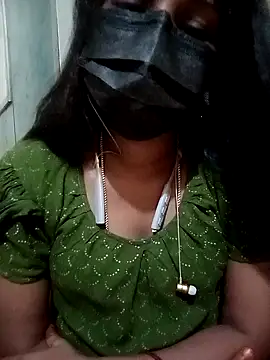 Snapshot of Tamil_roja17 chatting on 5, 2, 2025 Tamil roja17 online show from 5, 2, 2025