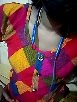 Snapshot of Tamil_roja17 chatting on 8, 2, 2025 Tamil roja17 online show from 8, 2, 2025