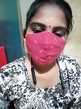 Snapshot of Tamil_roja17 chatting on 6, 10, 2025 Tamil roja17 online show from 6, 10, 2025