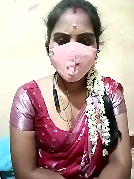 Snapshot of Tamil_roja17 chatting on 17, 10, 2025 Tamil roja17 online show from 17, 10, 2025