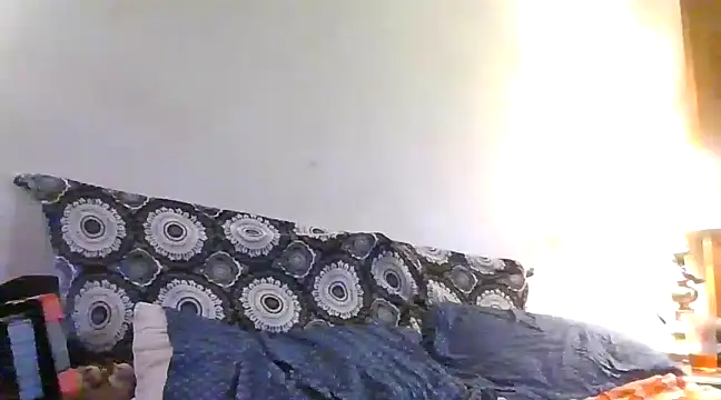 Bobbie0308 online show from 10, 2, 2025