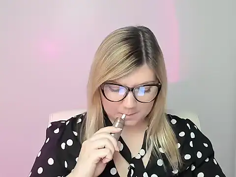 Lola moree online show from 22, 10, 2025