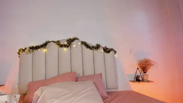 Zaira Rose  online show from 20, 12, 2025