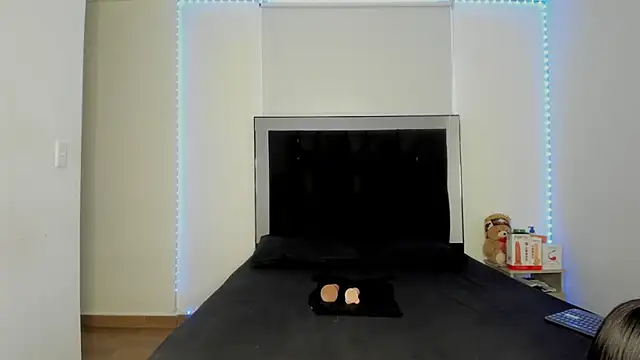 victoriacolin online show from 11, 11, 2025