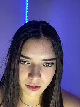 eileensophi online show from 12, 2, 2025