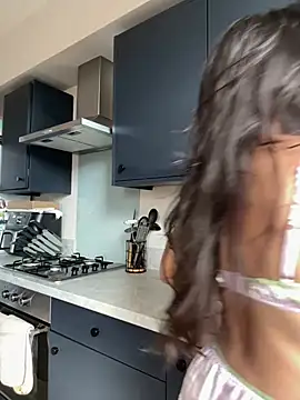 cute carly  online show from 21, 6, 2026