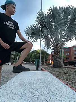 Snapshot of arevalo1124 chatting on 20, 11, 2025 arevalo1124 online show from 20, 11, 2025